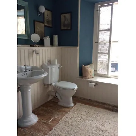 Tubbs Mill House 3*