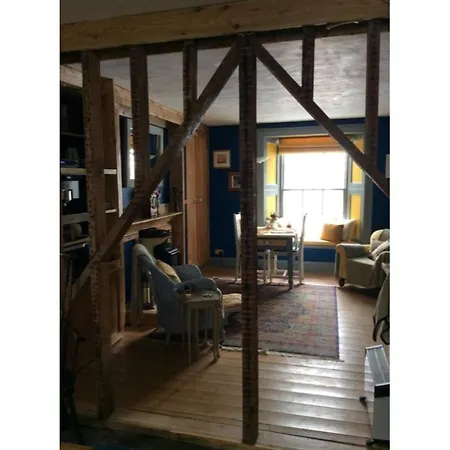 Tubbs Mill House 3*